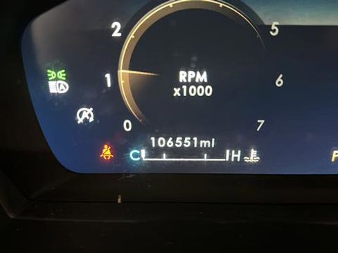 Used 2021 Lincoln Corsair Reserve AWD/4WD image 11