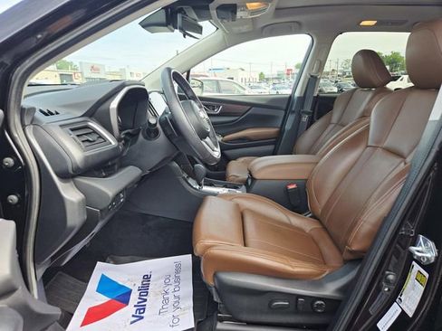Used 2023 Subaru Ascent Touring AWD/4WD image 9