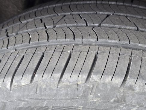 Used 2019 Ford Escape SE image 10