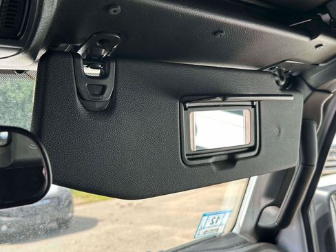 Used 2025 Jeep Wrangler Unlimited Sport AWD/4WD image 28