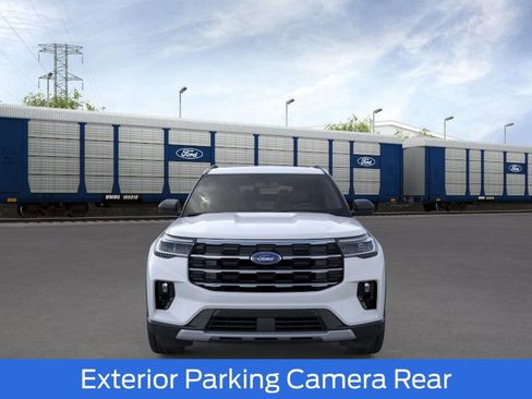 New 2026 Ford Explorer Active w/ Active Comfort Package image 6