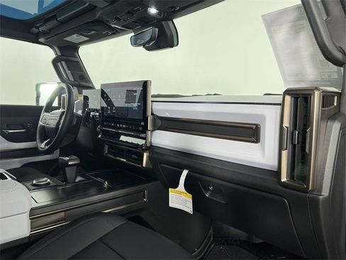 Used 2024 GMC Hummer EV 3X w/ Omega Edition image 30