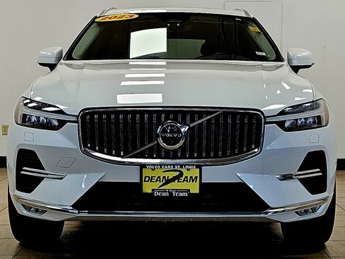 Used 2023 Volvo XC60 B6 Ultimate w/ Protection Package Premier image 6