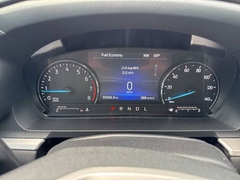 Used 2022 Ford Explorer XLT AWD/4WD image 19