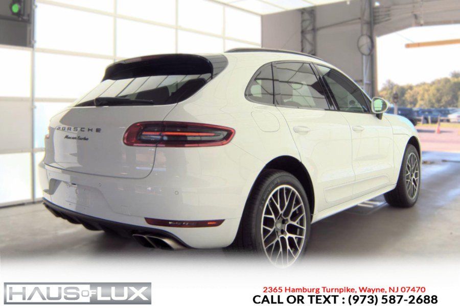 Used 2015 Porsche Macan Turbo w/ Premium Package Plus AWD/4WD image 9
