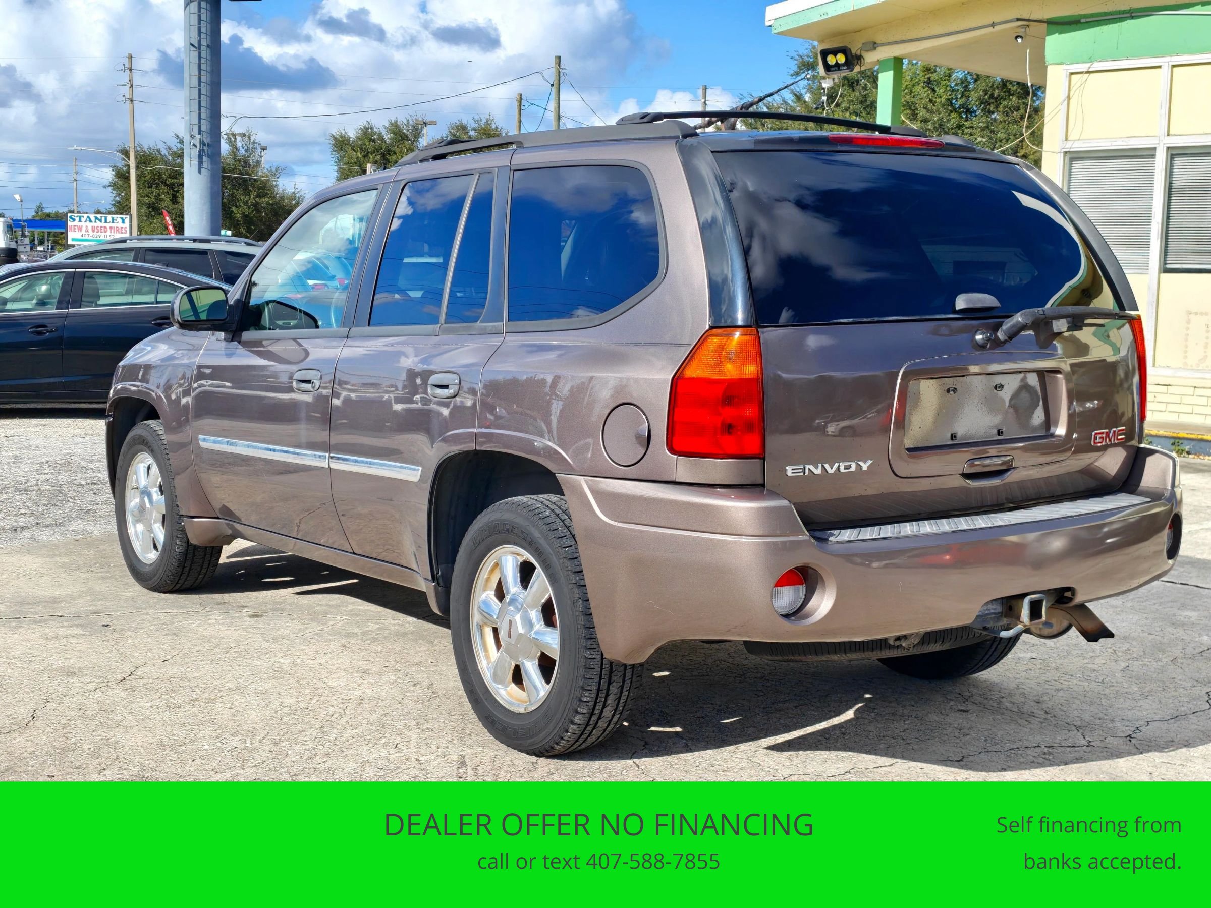 Used 2008 GMC Envoy SLE RWD image 3
