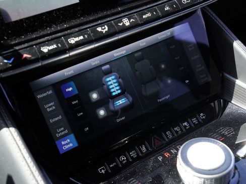 Used 2024 Jeep Grand Wagoneer L Series II w/ Quick Order Packagew 28T AWD/4WD image 13