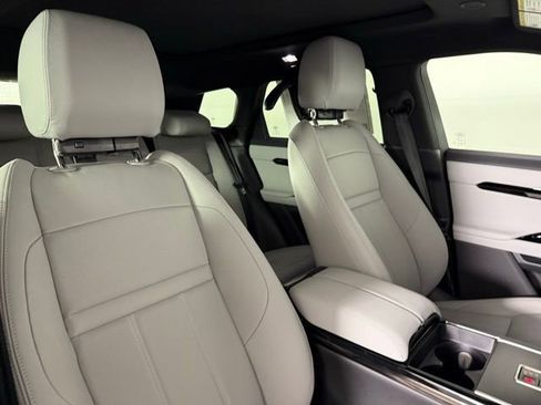 Used 2026 Land Rover Range Rover Evoque S image 33