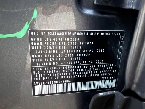 Used 2022 Volkswagen Taos SEL w/ Panoramic Sunroof Package AWD/4WD image 8