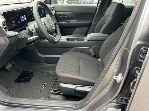 New 2026 Nissan Kicks S image 20
