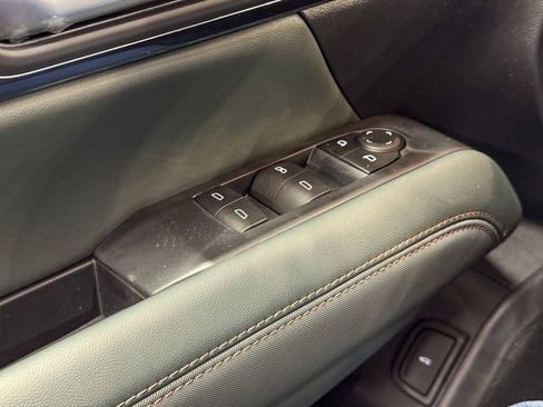 New 2026 GMC Terrain AT4 w/ Convenience Package III image 37