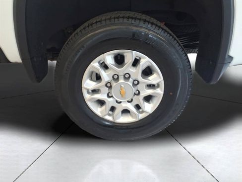Used 2024 Chevrolet Silverado 2500 LTZ w/ LTZ Convenience Package AWD/4WD image 29