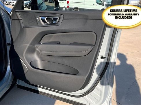 New 2026 Volvo XC60 B5 Plus w/ Climate Package image 20
