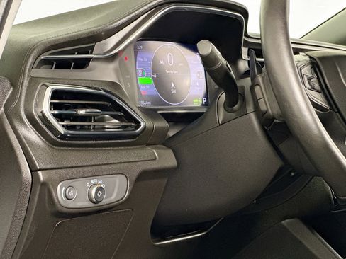 Used 2023 Chevrolet Bolt LT w/ Infotainment Package image 19