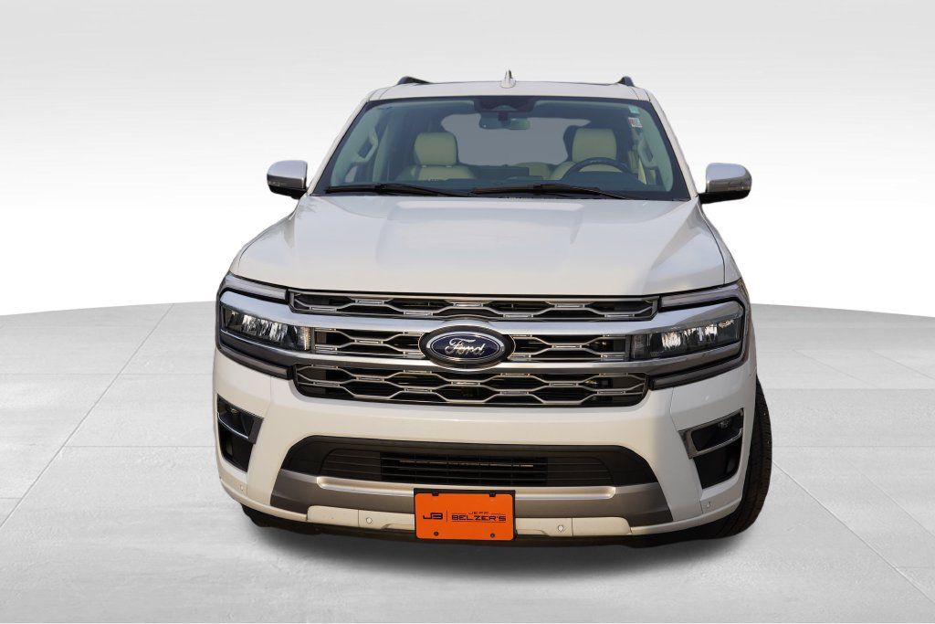 Used 2024 Ford Expedition Platinum AWD/4WD image 12