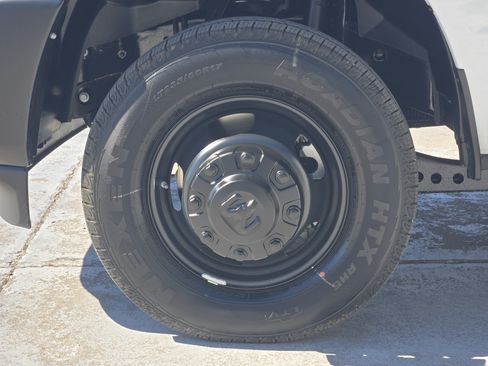 New 2026 RAM 3500 Tradesman AWD/4WD image 10