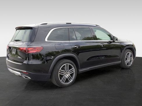 Certified 2025 Mercedes-Benz GLS 450 4MATIC image 9