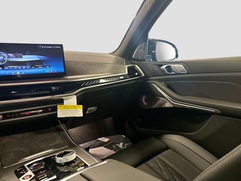 New 2027 BMW X7 M60i AWD/4WD image 25