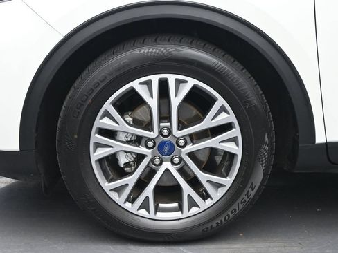 Used 2022 Ford Escape SEL FWD image 18
