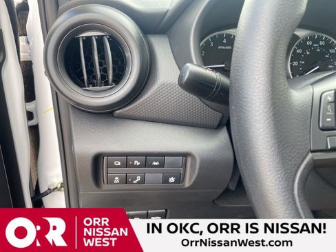 New 2025 Nissan Kicks Play S w/ Interior Electronics Package image 26