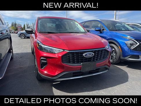 Used 2023 Ford Escape Active image 2