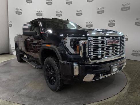 Used 2024 GMC Sierra 2500 Denali w/ Denali Reserve Package image 1