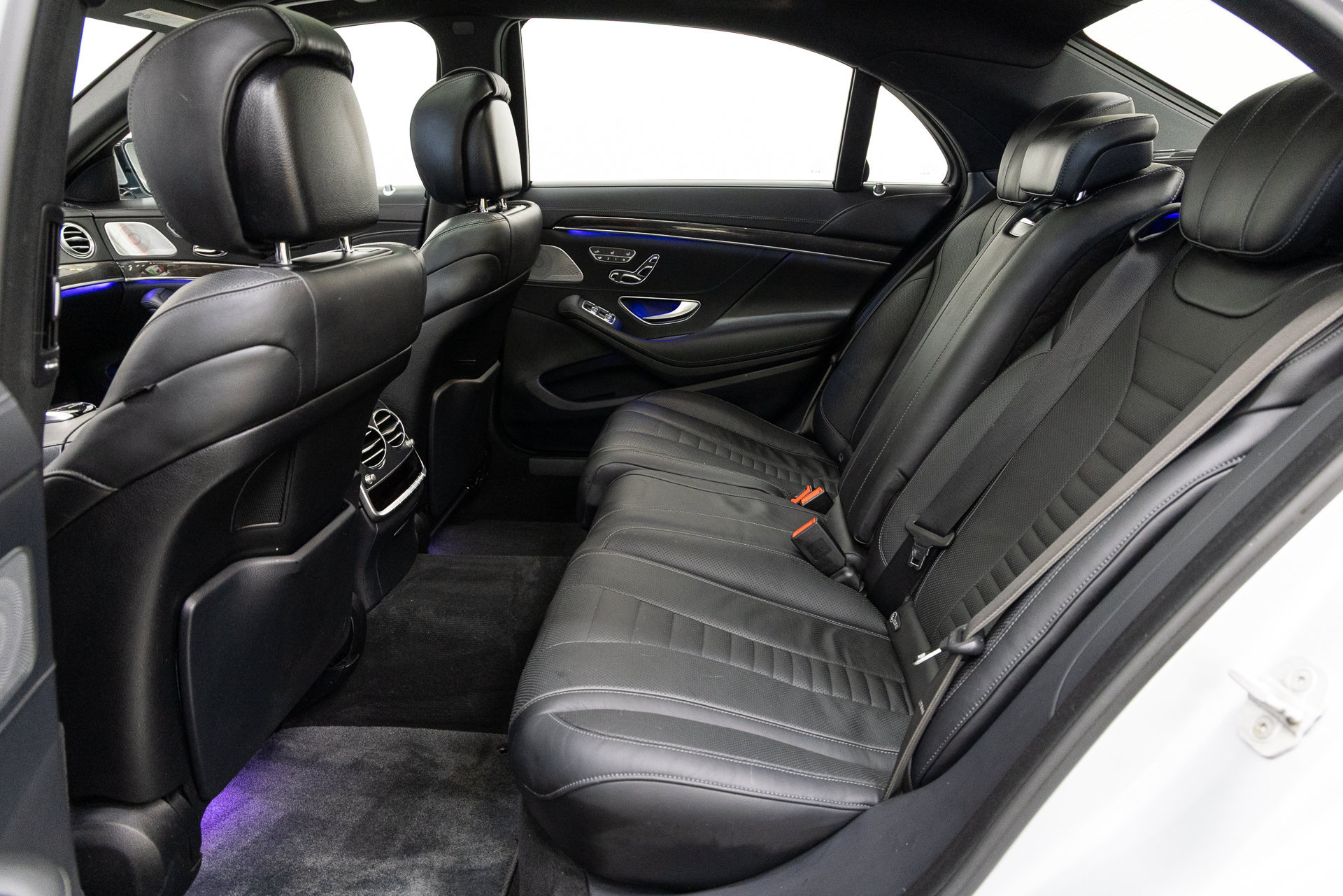 Used 2016 Mercedes-Benz S 550 Sedan image 8