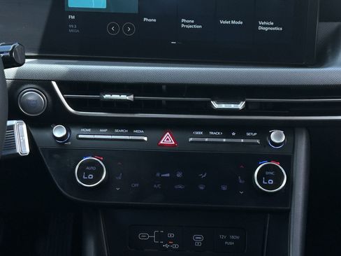 Certified 2024 Hyundai Sonata SEL FWD image 19