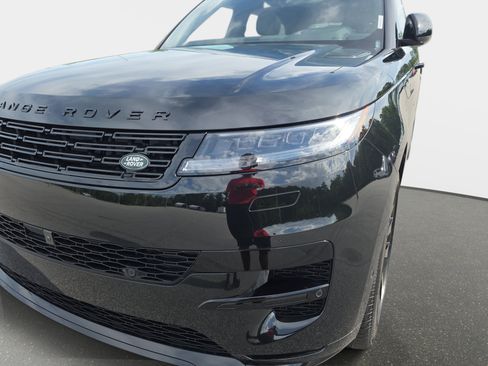 New 2026 Land Rover Range Rover Sport Dynamic SE AWD/4WD image 32