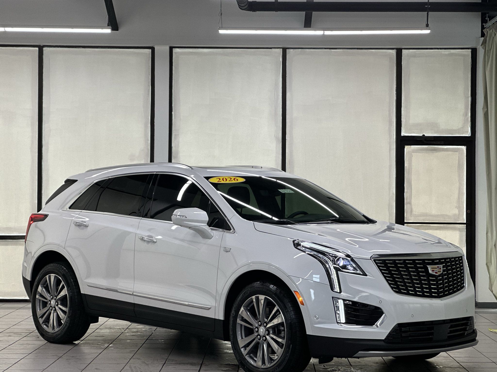 Used 2026 Cadillac XT5 Premium Luxury w/ Driver Assist Package AWD/4WD image 1