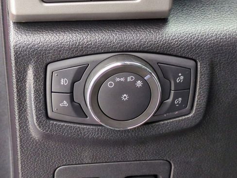 Used 2020 Ford F150 Lariat w/ Equipment Group 502A Luxury image 18