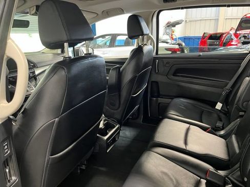 Used 2025 Honda Odyssey EX-L image 17