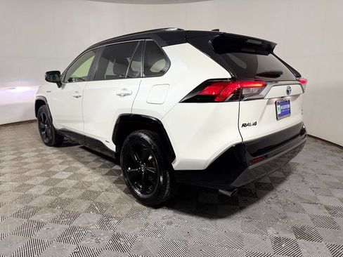 Used 2019 Toyota RAV4 XSE AWD/4WD image 4