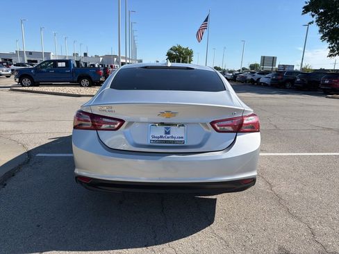 Used 2019 Chevrolet Malibu LT FWD image 4