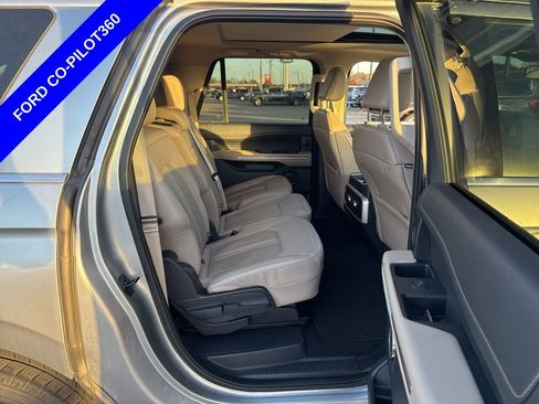 Used 2024 Ford Expedition Max Limited image 13