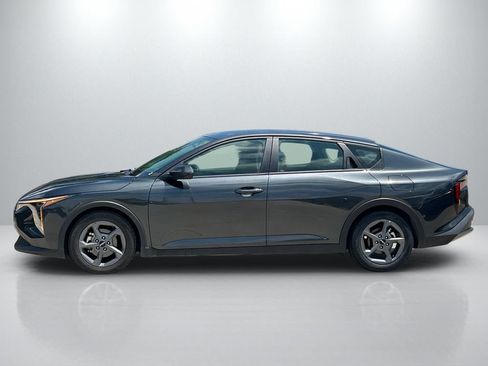 Used 2025 Kia K4 FWD image 8