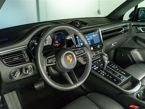 Used 2026 Porsche Macan S AWD/4WD image 4