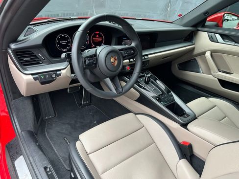 Certified 2025 Porsche 911 Carrera image 17