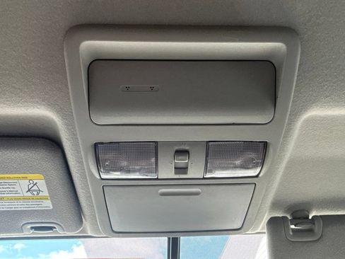 Used 2020 Nissan Frontier SV w/ Midnight Edition Floor Mats RWD image 15