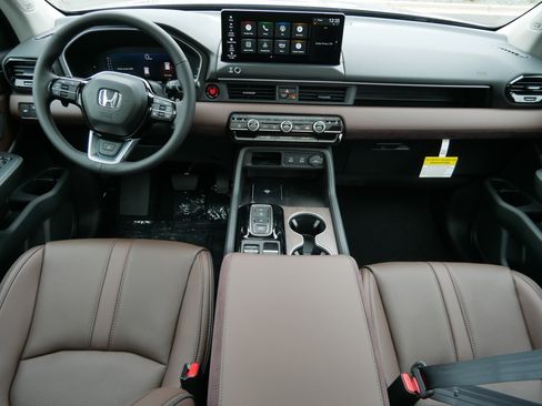 New 2026 Honda Pilot Elite image 10