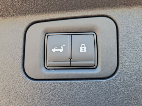 New 2025 Nissan Armada PRO-4X image 11