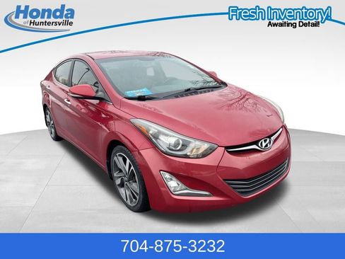 Used 2015 Hyundai Elantra Limited image 1