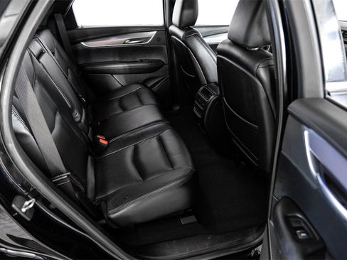 Used 2017 Cadillac XT5 Premium Luxury w/ Driver Assist Package image 37