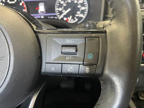 Certified 2023 Nissan Rogue SV w/ SV Premium Package FWD image 15
