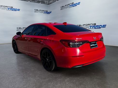 Used 2024 Honda Civic Sport image 7