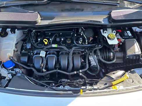 Used 2020 Ford Transit Connect XL image 13