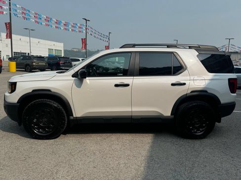 Used 2026 Honda Passport TrailSport image 4