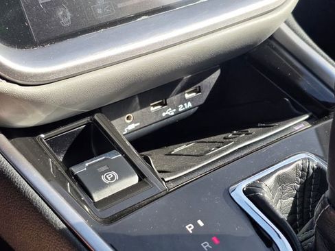 Used 2020 Subaru Outback Limited w/ Tech Package 2 image 30