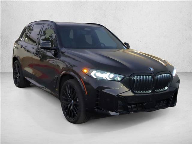 Certified 2025 BMW X5 sDrive40i w/ M Sport Package RWD image 3