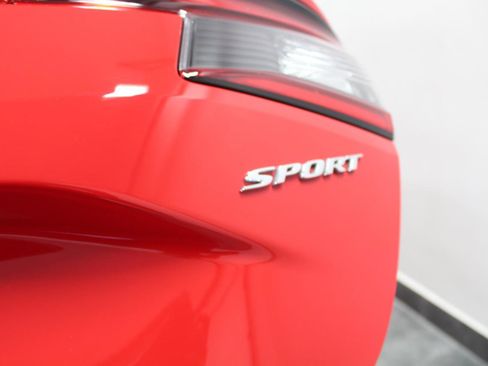 Used 2023 Honda Civic Sport image 29